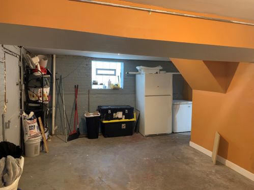 7604 Yates Blvd, Chicago IL  60649-4127 exterior