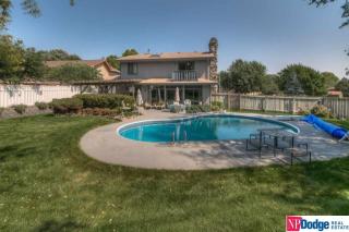 9205 Adams St, Omaha NE  68137-3866 exterior