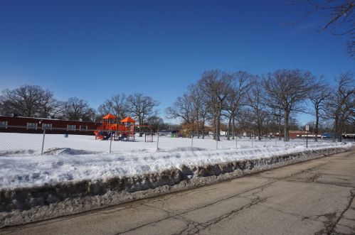 1121 Chestnut St, Waukegan IL 60085-3805 exterior