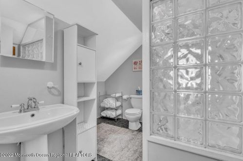 403 New York Ave, Point Pleasant Beach NJ 08742-3338 exterior