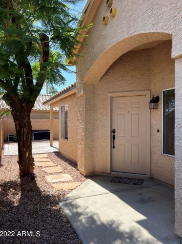 630 Maple St, Chandler AZ  85226-1868 exterior