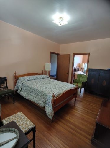 4550 Penn Ave, Pittsburgh PA 15224-1315 exterior