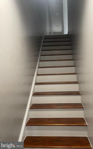 6217 Chestnut, Philadelphia PA 19104-3120 exterior