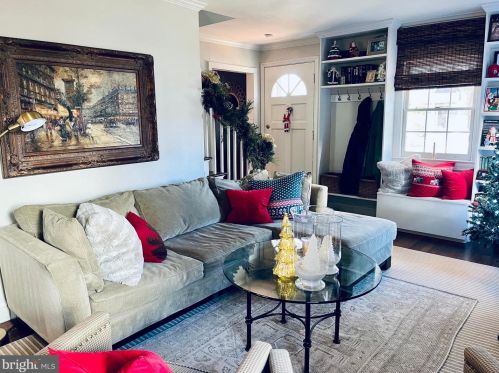 2805 Davis Ave, Alexandria VA  22302-2508 exterior