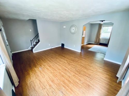 3006 Brentwood Ave, Pittsburgh PA  15227-2817 exterior