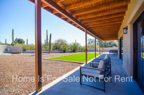 5690 Placita Amanecer, Tucson AZ  85718-4002 exterior