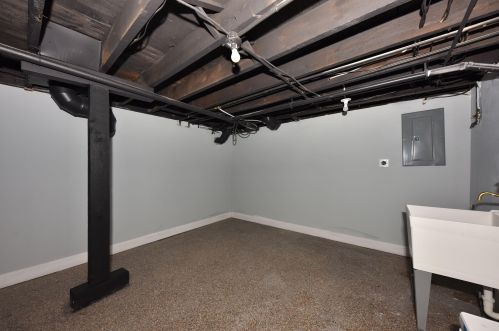 1939 18th St, Milwaukee WI  53205-1646 exterior