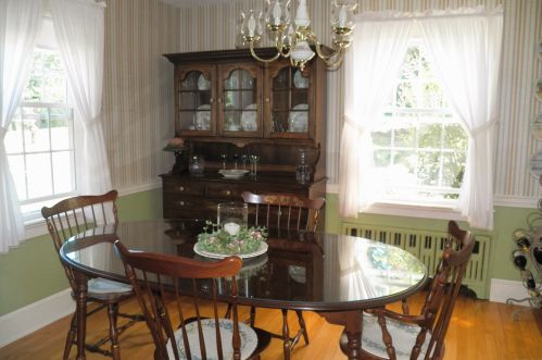 20 Baldwin Ave, Meriden CT 06450-3408 exterior