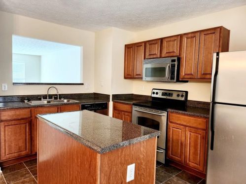 1732 Redan, Lithonia GA  30058-2610 exterior