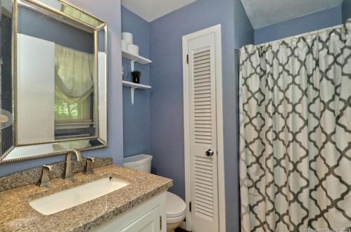 26 Dauria Dr, Seymour CT 06483-2305 exterior