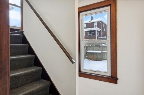 1614 Aurelius St, Pittsburgh PA 15218-2320 exterior