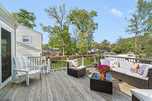 16 Fletcher Pl, Madison NJ 07940-2307 exterior