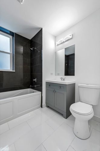 3416 Chicago Ave, Chicago IL 60651-4033 exterior