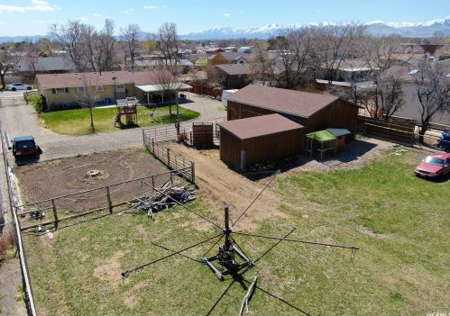 2820 7180, Taylorsville UT 84084-2921 exterior