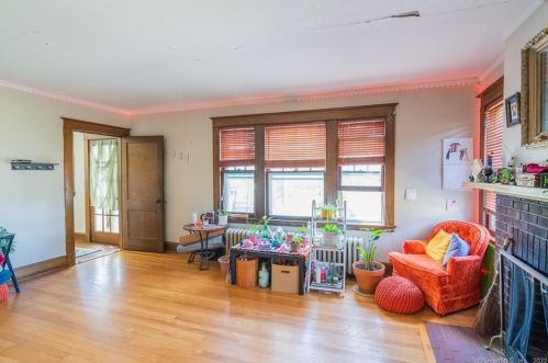 1146 Blvd, Hartford CT 06119-1720 exterior