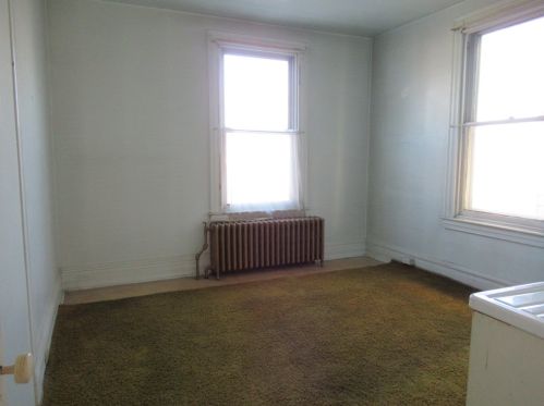 829 Euclid Ave, Pittsburgh PA 15206-1612 exterior