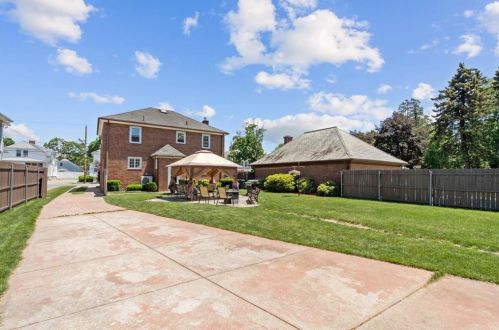 12 Nelson St, Providence RI  02908-3403 exterior