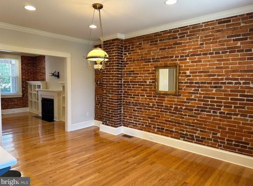 725 Shippen St, Lancaster PA 17602-2714 exterior