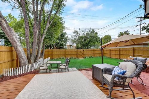 9916 Grantosa Dr, Milwaukee WI  53222-1411 exterior