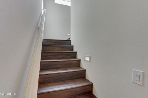 2694 73 Dr, Phoenix AZ 85043-2044 exterior