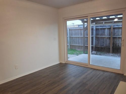 2842 Golfing Green Dr, Dallas TX  75234-4903 exterior