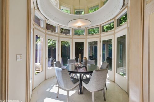 1442 Astor St, Chicago IL  60610-1615 exterior