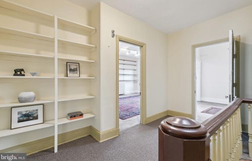 601 18 St, Philadelphia PA 19140-1013 exterior