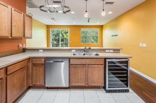 8321 King Blossom Ct, Tampa FL  33615-3244 exterior