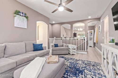 2020 77th Ln, Phoenix AZ  85035-5122 exterior