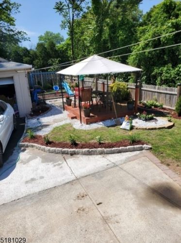 714 Irvington Ave, Maplewood NJ 07040-1608 exterior