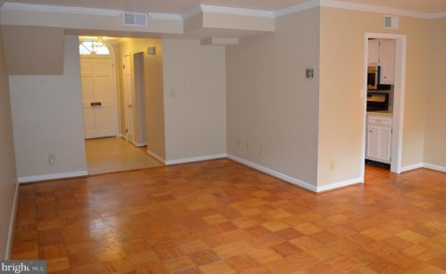 8902 16th St, Silver Spring MD 20910-2231 exterior