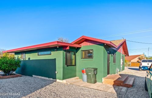 3737 Stone Ave, Tucson AZ 85705-3208 exterior