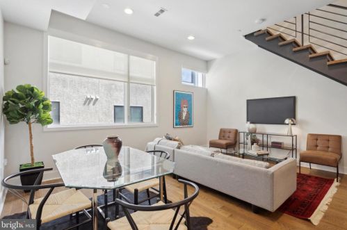 1427 Kater St, Philadelphia PA 19147-1851 exterior