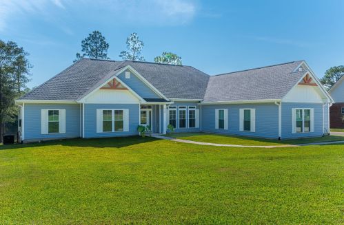 220 Hidden Lk Trl, Defuniak Springs FL 32433-3202 exterior