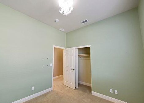 2110 Fenceline Dr, Folsom CA exterior