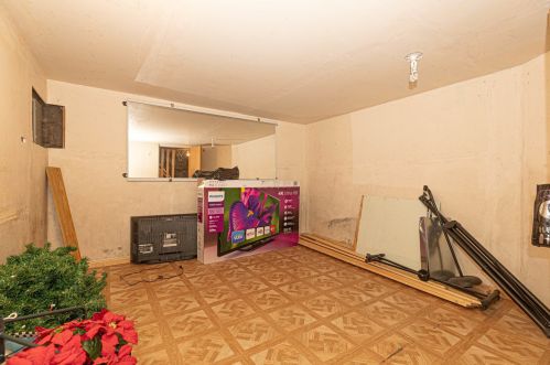 102 Chapel St, Waukegan IL 60085-5410 exterior