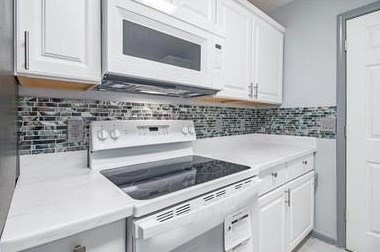 4102 Par Three Way, Lithonia GA  30038-1810 exterior