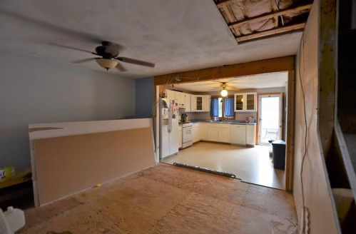 151 7th Ave, Woonsocket RI  02895-4020 exterior