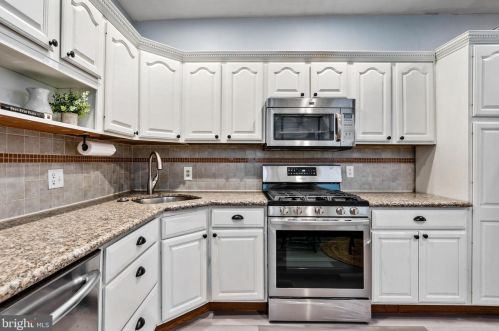 1243 Columbia Ave, Philadelphia PA 19125-3230 exterior