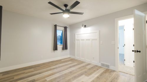 1666 Princess Ln, Meskegon MI 49445-1739 exterior