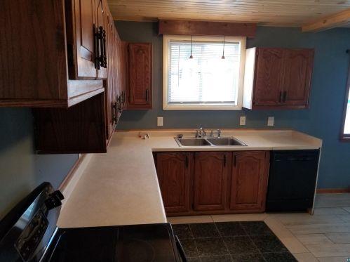 9134 Lawn St, Duluth MN 55810-1545 exterior