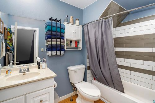 2423 5 St, Duluth MN 55812-1440 exterior