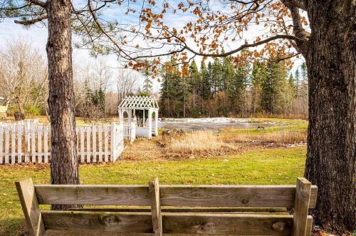 3852 Beyer Rd, Duluth MN 55803-9312 exterior