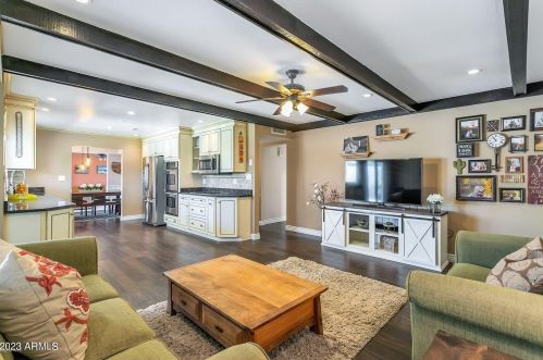 3737 Cholla St, Phoenix AZ  85029-3132 exterior