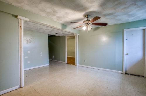 47 Laurel St, Springfield MA 01106-1150 exterior