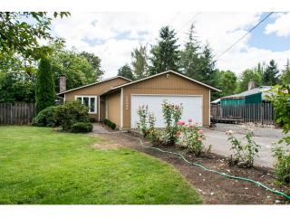 13046 Claybourne St, Portland, OR 97236-4933