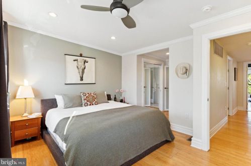 769 24 St, Philadelphia PA 19130-2539 exterior