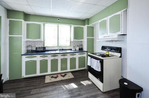 1317 Norwegian St, Primrose PA  17901-3823 exterior