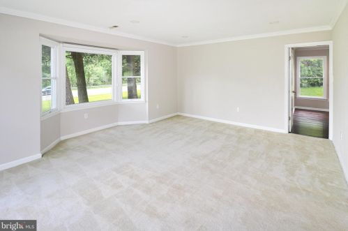 14500 Carona Dr, Silver Spring MD  20905-5885 exterior