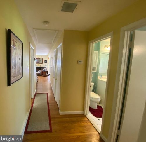 48 War Admiral Ln, Media PA 19063-5224 exterior